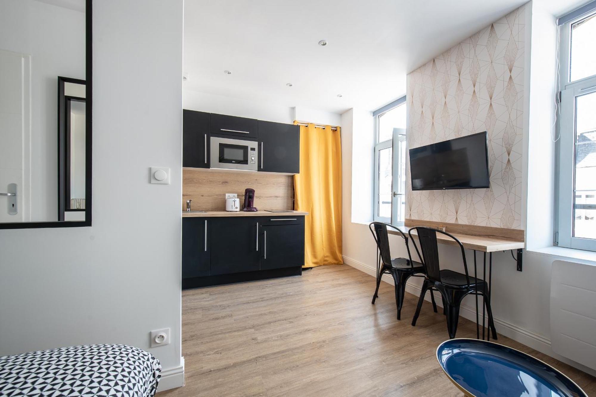 Au Nouveau Boulonnais - 4 Appartements Charmants Pour Couples, Familles Et Groupe D'Amis, Vieille Ville Et Centre Ville De Boulogne Sur Mer Buitenkant foto