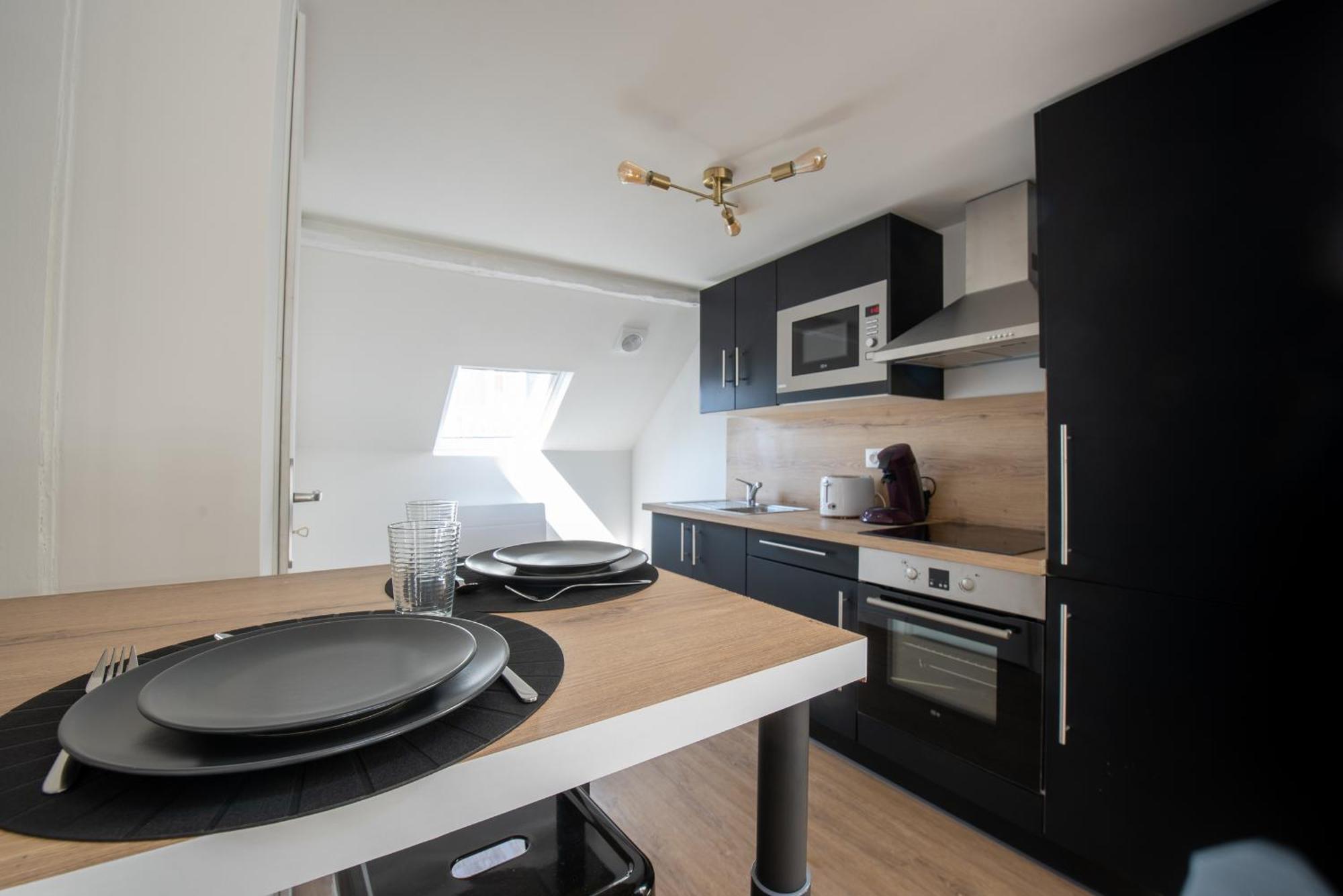 Au Nouveau Boulonnais - 4 Appartements Charmants Pour Couples, Familles Et Groupe D'Amis, Vieille Ville Et Centre Ville De Boulogne Sur Mer Buitenkant foto